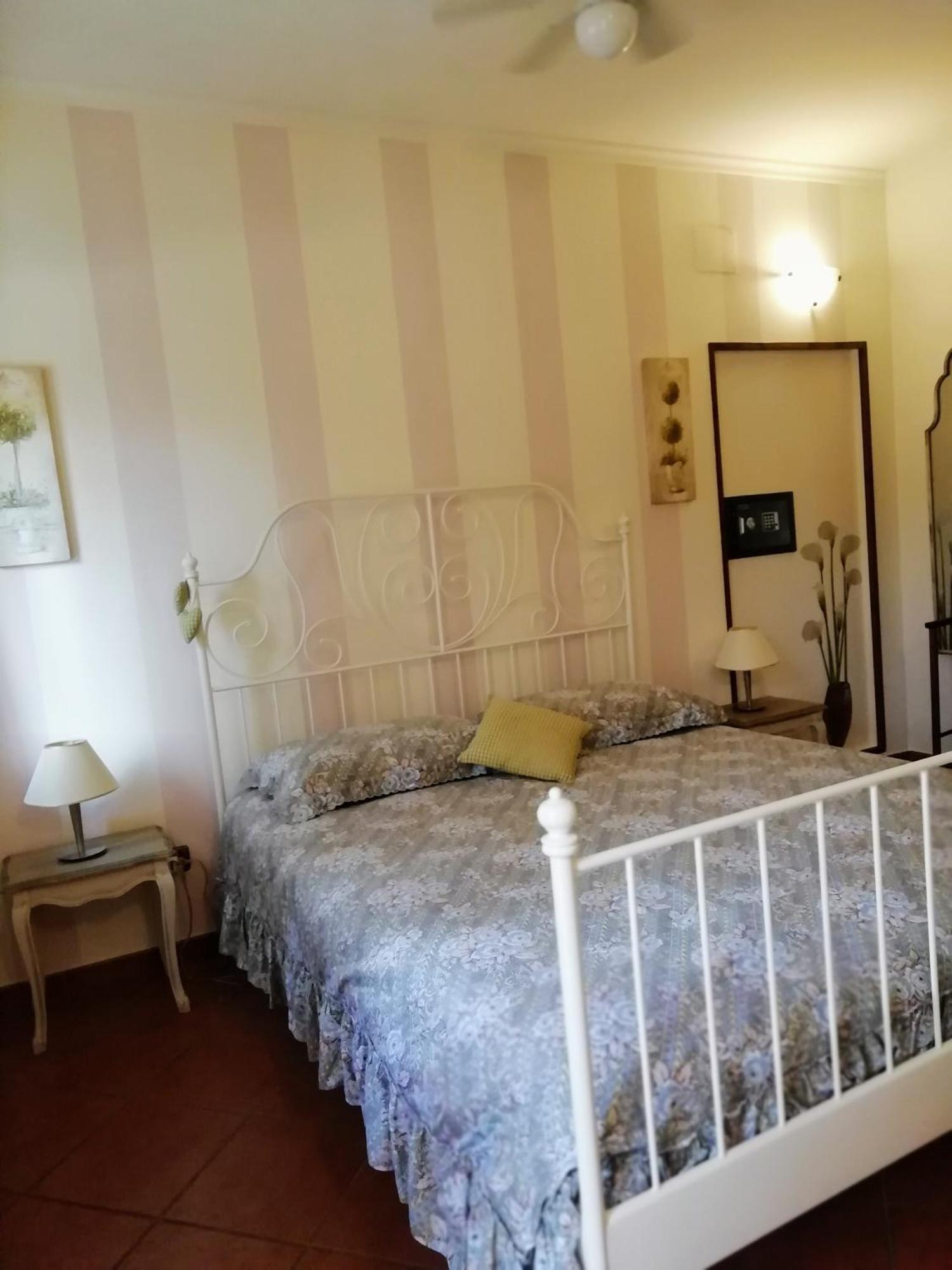 Bed&Breakfast La Siepe Pinerolo Room photo