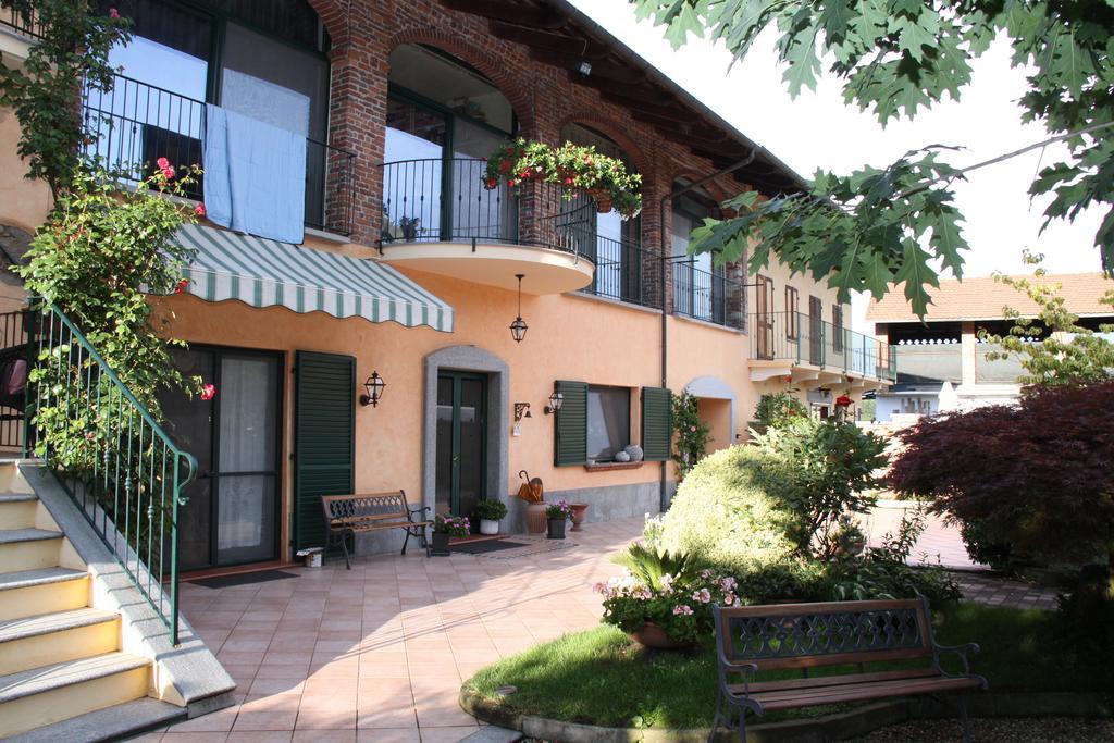 Bed&Breakfast La Siepe Pinerolo Exterior photo